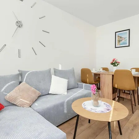 Sloneczny Z Pieknym Widokiem Balkon & Parking By Renters Апартаменты