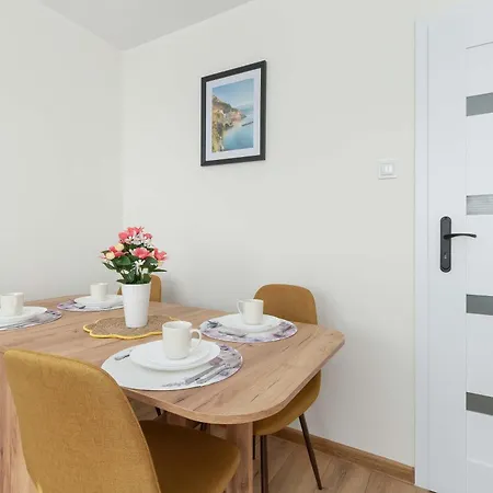 Апартаменты Sloneczny Z Pieknym Widokiem Balkon & Parking By Renters *