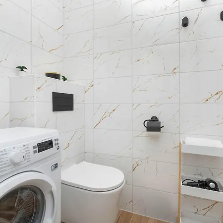 Апартаменты Sloneczny Z Pieknym Widokiem Balkon & Parking By Renters